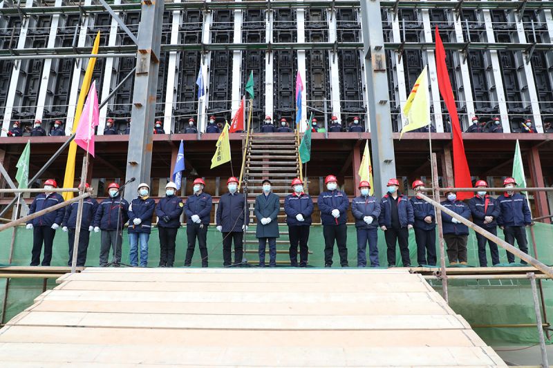 224万吨焦炉项目1号炉焚烧仪式